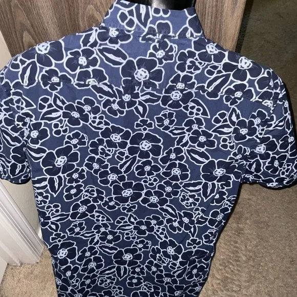 Men’s used button front Tommy Hilfiger size L large pigment dyed blue shirt - Picture 4 of 4